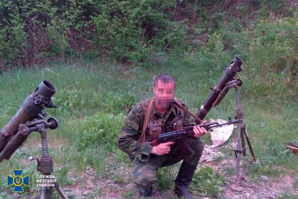 Терористична «тактика». Російські гібридні війська взяли в заручники представників ОБСЄ, вимагають у України військового-росіянина