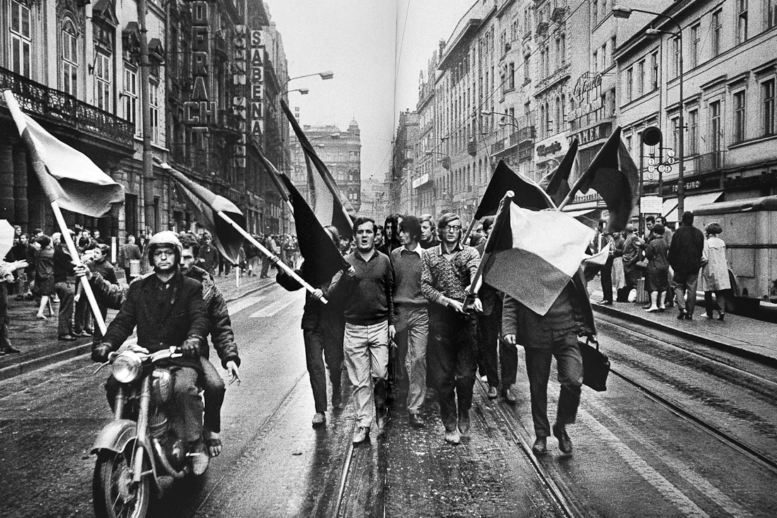 Республика чехословакия. Операция «Дунай». Чехословакия, 1968 год.. Прага 1968. Чехословакия в 1935. Чехословакия 19 века.