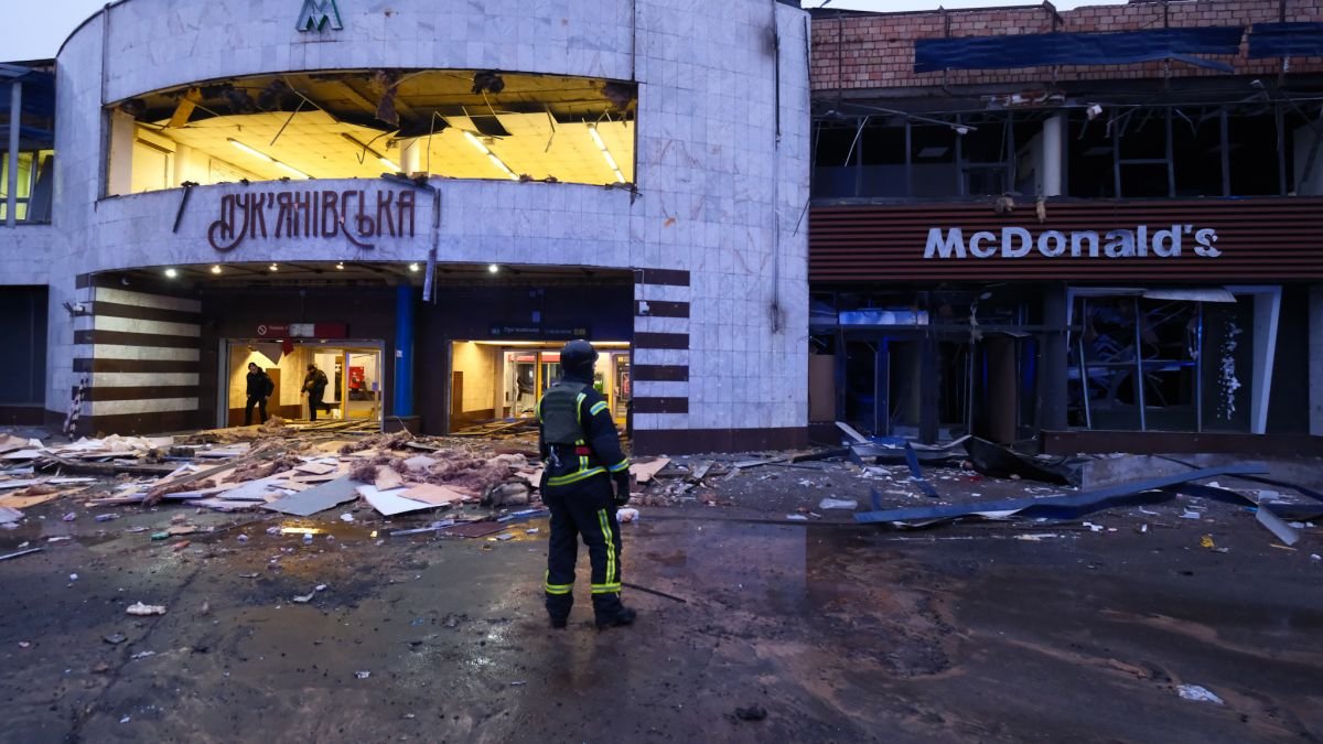 Lukyanivska metro station after the shelling. January 18, 2025. Photo from open sources