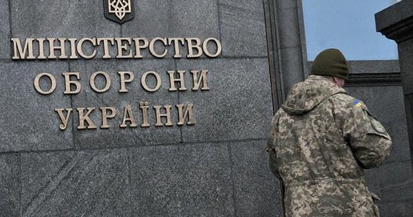 Нова команда Міноборони: Федоров призначив заступників