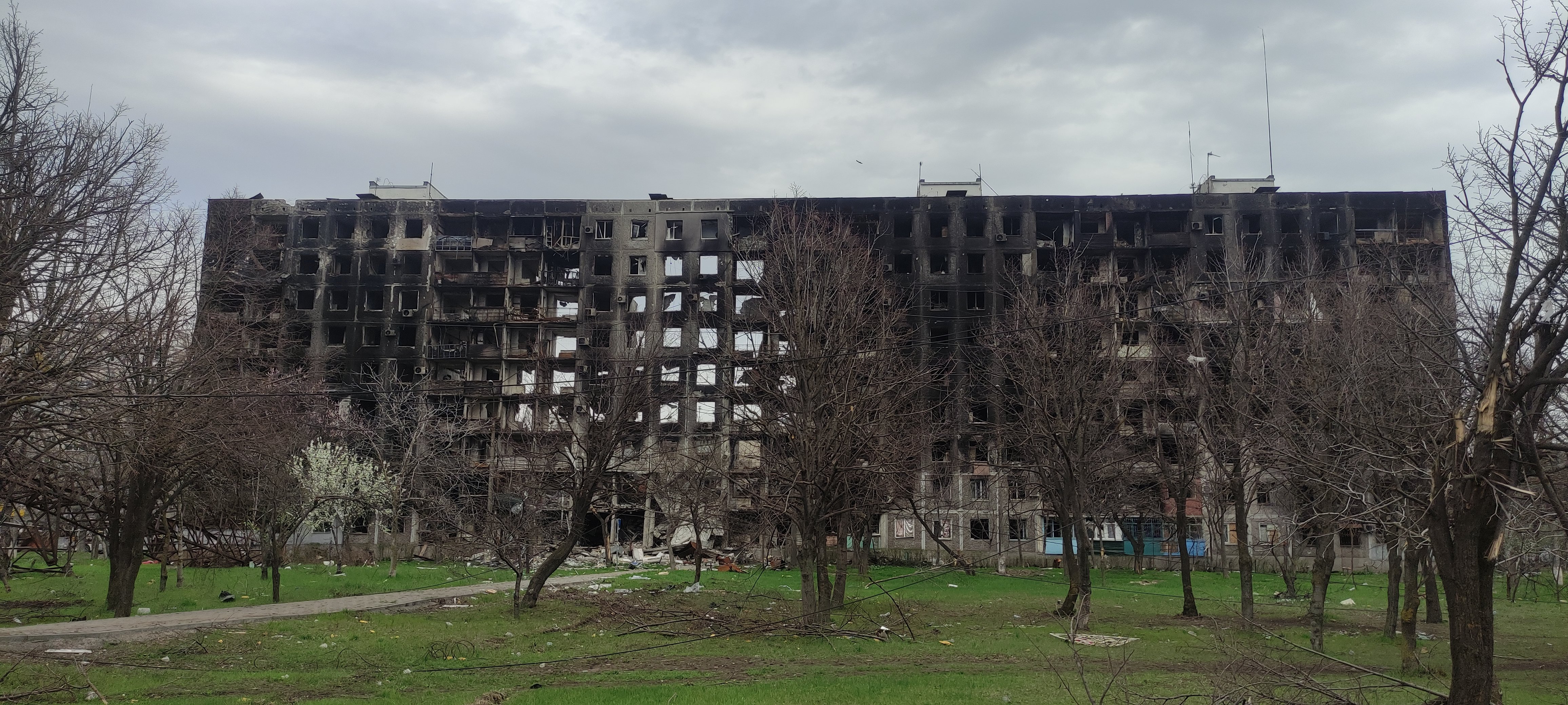 Будинок в окупованому Маріуполі