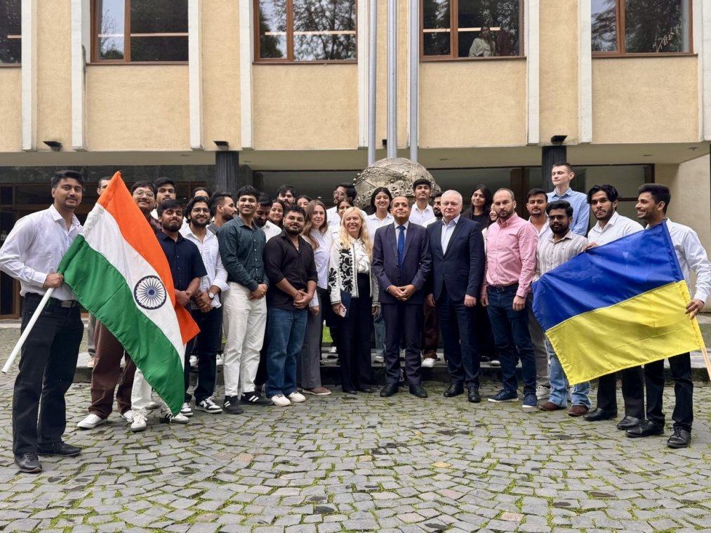 Зустріч із Надзвичайним і Повноважним Послом Індії в Україні Раві Шанкаром, Ужгородський національний університет, вересень 2025 року