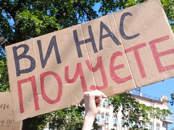 Від картонок до «Карфагену» — як ручне керування послаблює країну