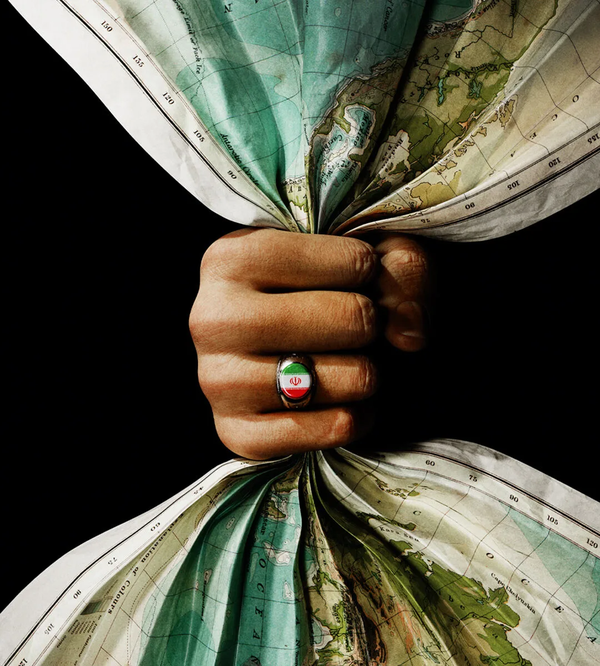 Місяць бомбардувань нічого не дав. Що Трамп збирається робити з Іраном тепер? Аналіз The Economist