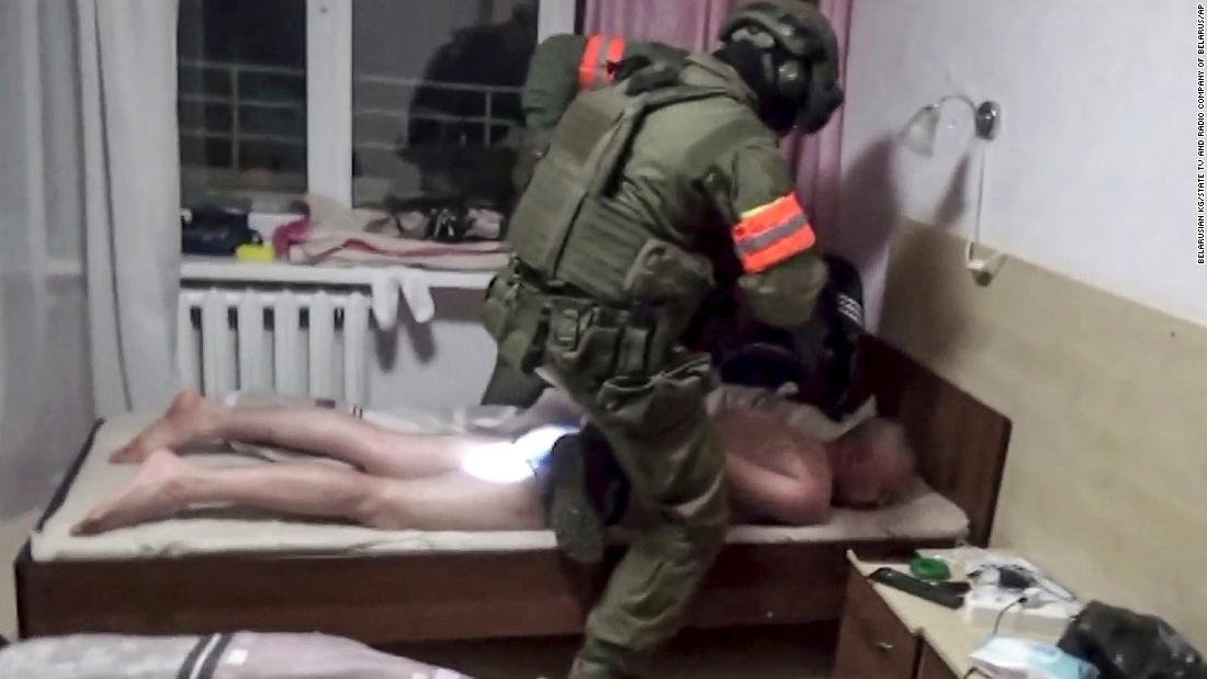 Затримання в білоруському санаторії, скріншот з відео, оприлюдненого держЗМІ Білорусі