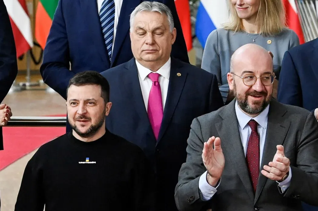 Зеленський, Орбан і Мішель. Фото ДЖОН ТІС/AFP/East News