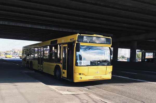 За звітами, в Києві різко падає кількість пасажирів комунального транспорту – але росте кількість пільговиків