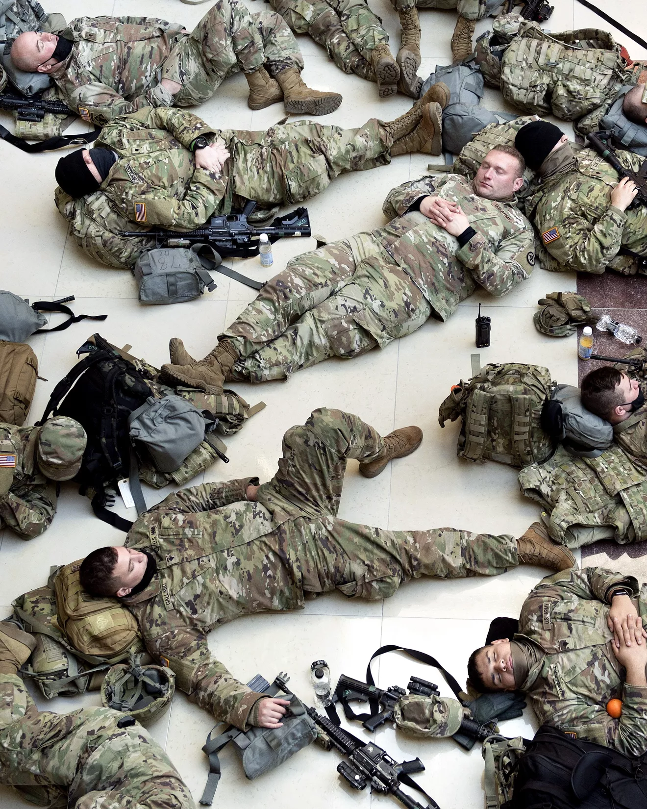 Близько 20 тисяч військових охороняють Вашингтон – Brendan Smialowski/AFP