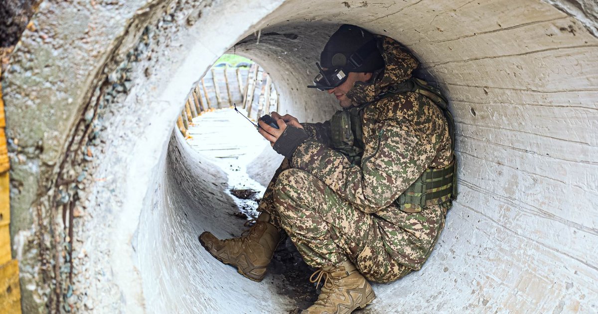 В Україні частково зупинене навчання операторів БПЛА, — Луценко