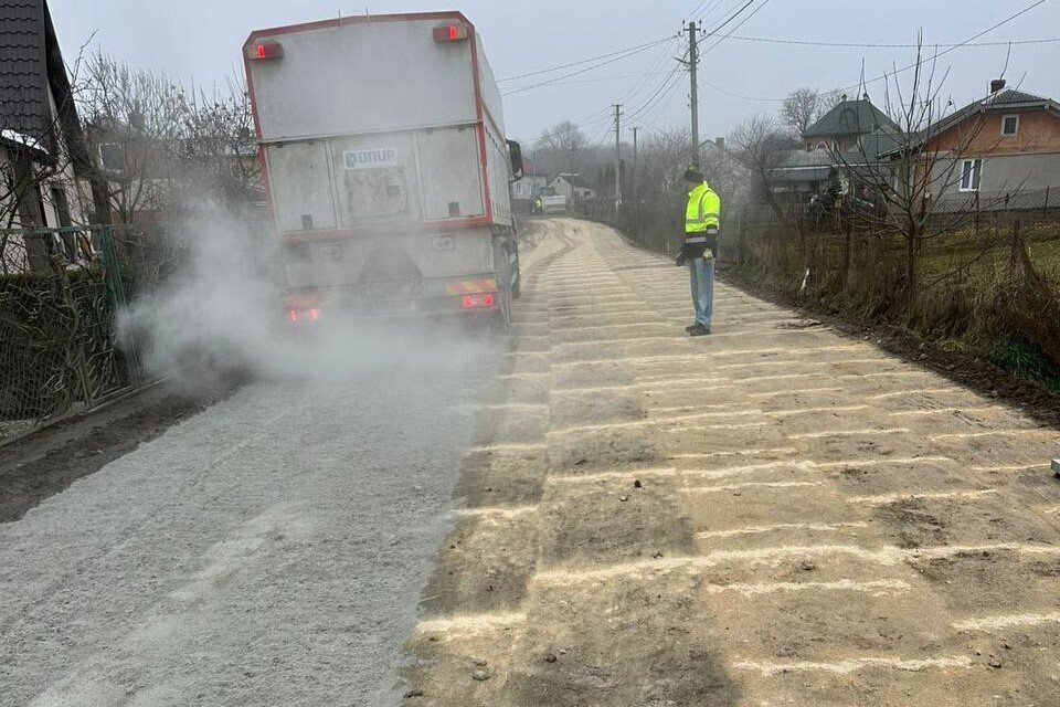 Облаштування основи дороги із застосуванням суміші NovoCrete