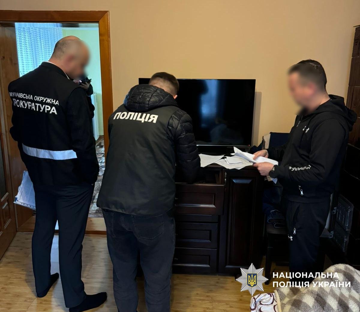 лікарні поліція