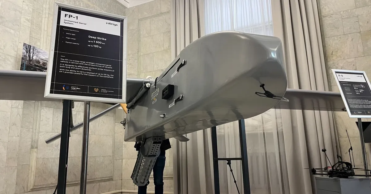 Україна показала новий ударний дрон FP-1. Безпілотник вже масово атакує російські об’єкти (ФОТО)