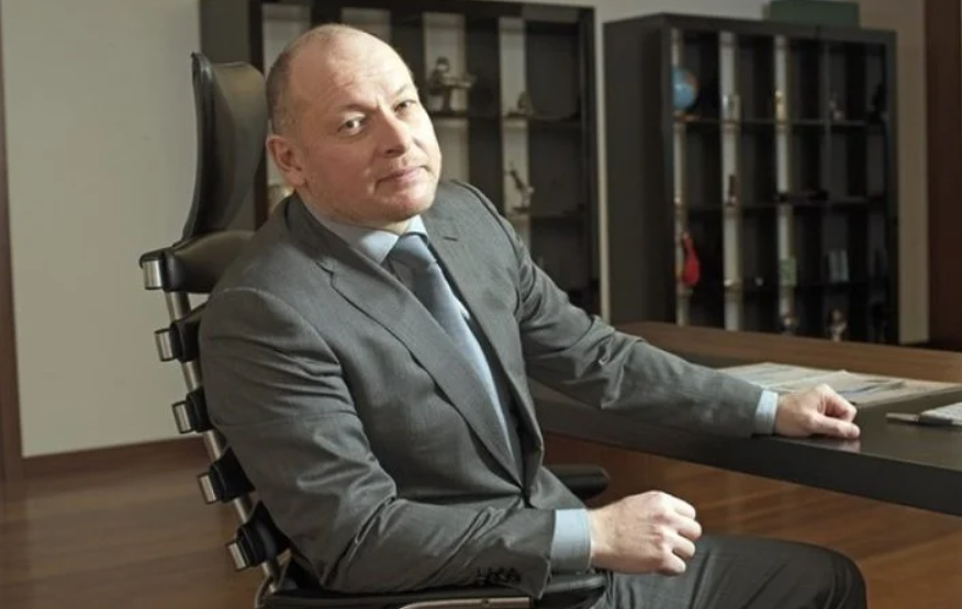 Олександр Дубілет очолював правління ПриватБанку понад 19 років - саме в цей період банк став найбільшим в Україні. Фото: Мінфін