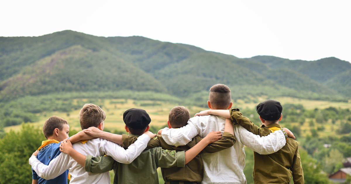 Чому «Пласт» не «Юнармія» і що не так із національно-патріотичним вихованням Чому «Пласт» не «Юнармія» і що не так із національно-патріотичним вихованням