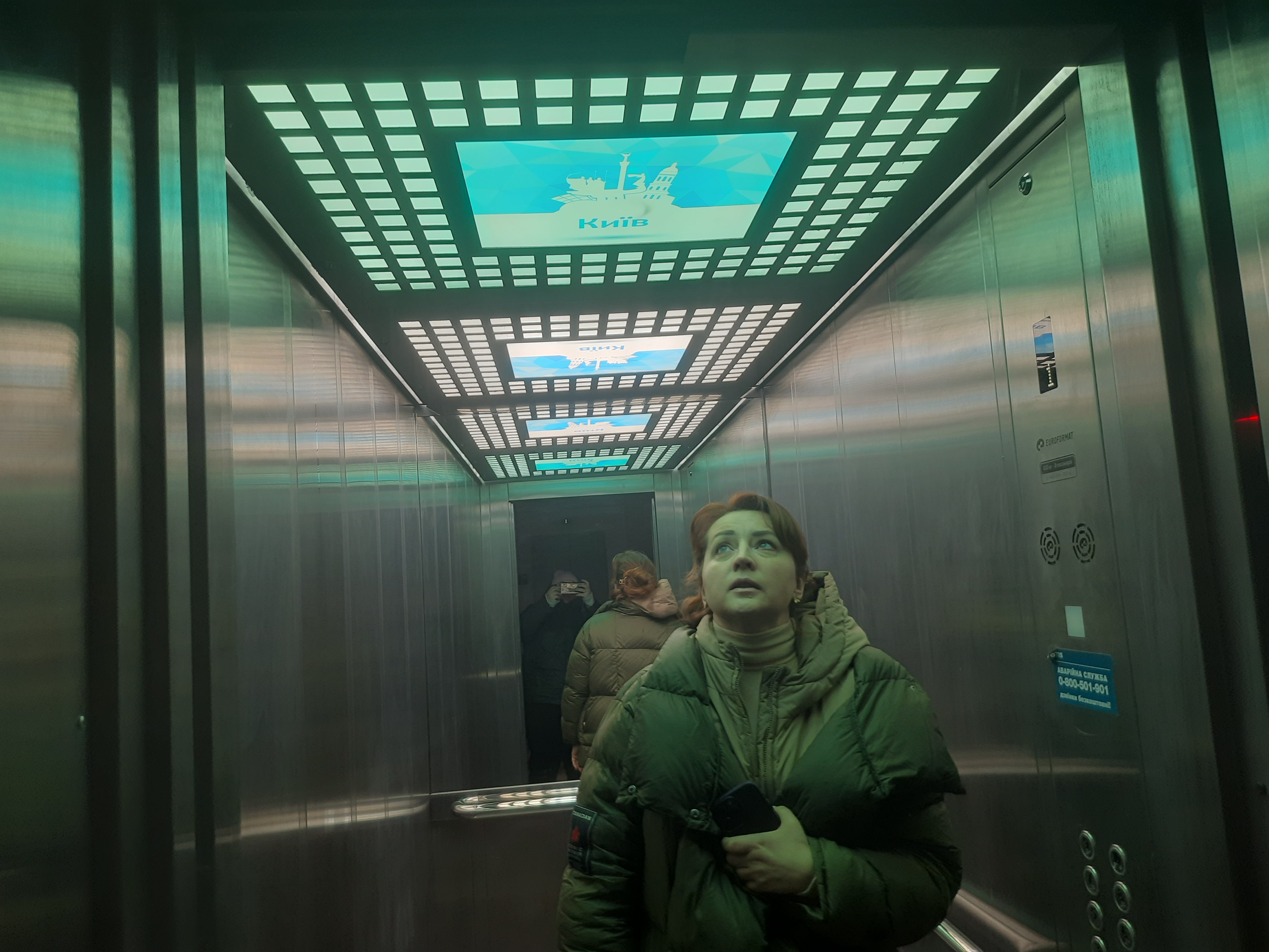 Дар’я Павловська дуже пишається новим красивим ліфтом