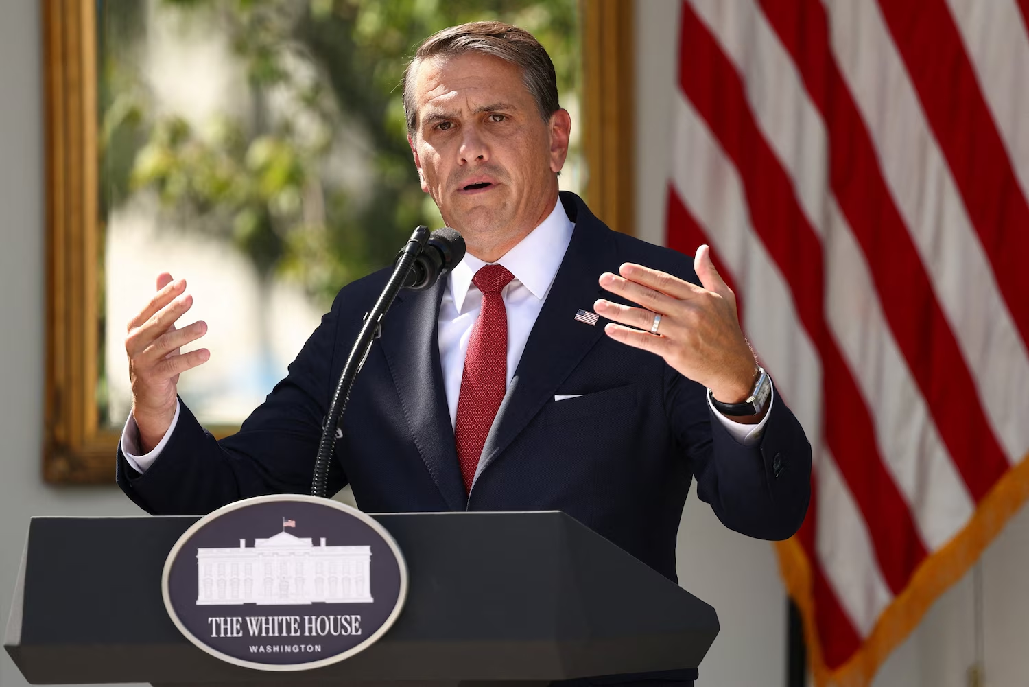 Генпрокурор США Тодд Бланш під час брифінгу, на якому оголосили про викриття мережі російських спецслужб. Білий дім, 15 вересня 2026 року. Фото: Reuters.