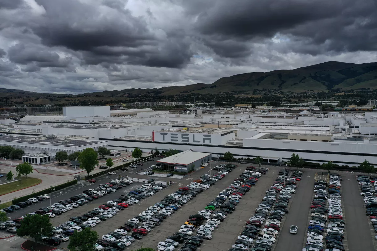 Фабрика Tesla у Фремонті, Каліфорнія: фото Justin Sullivan/Getty Images
