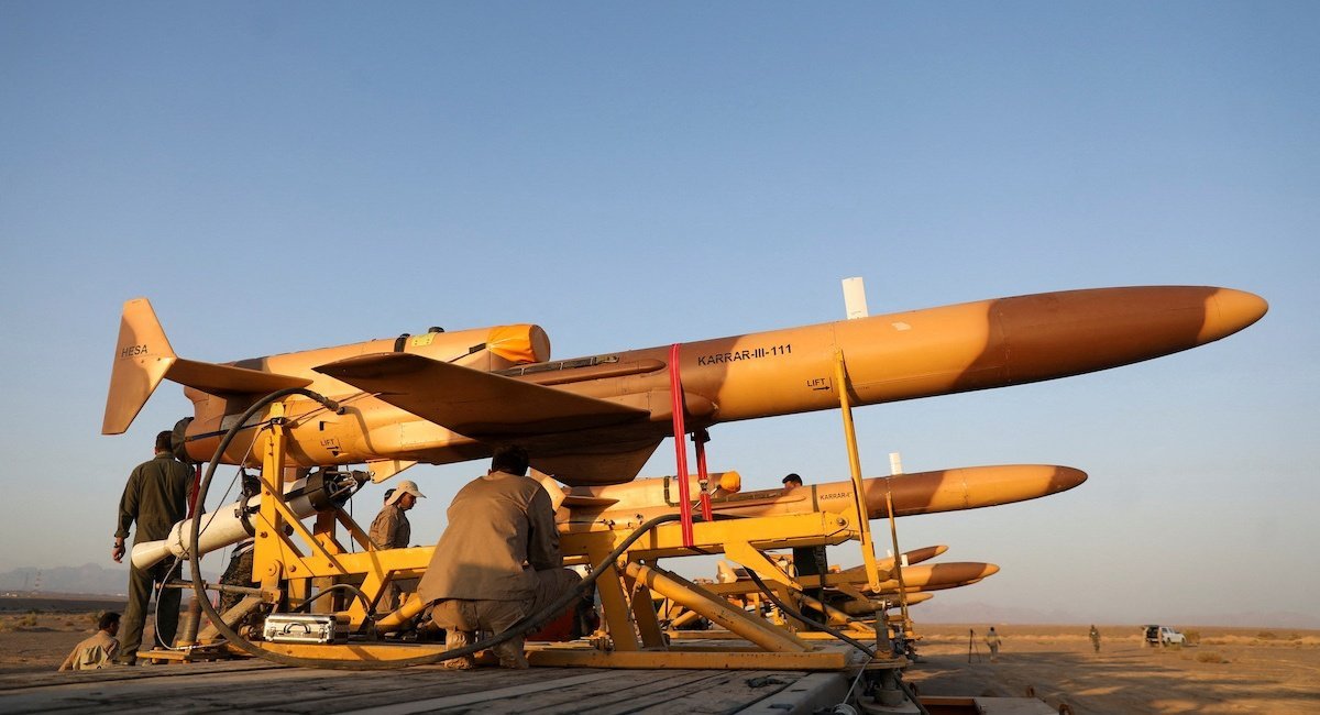 Іранський дрон-винищувач Karrar, який може запускати ракети по інших повітряних цілях