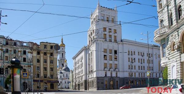 Військові адміністрації vs місцеве самоврядування. Хто керує містами?