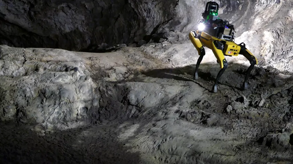 NASA готує робота-собаку Boston Dynamics для дослідження печер Марса (ВІДЕО)