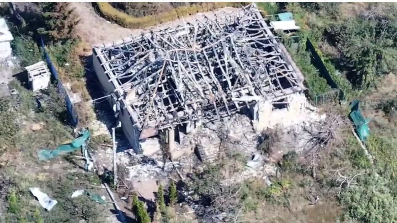 Зруйнований будинок Олени Безсонової в Покровську. Вигляд згори