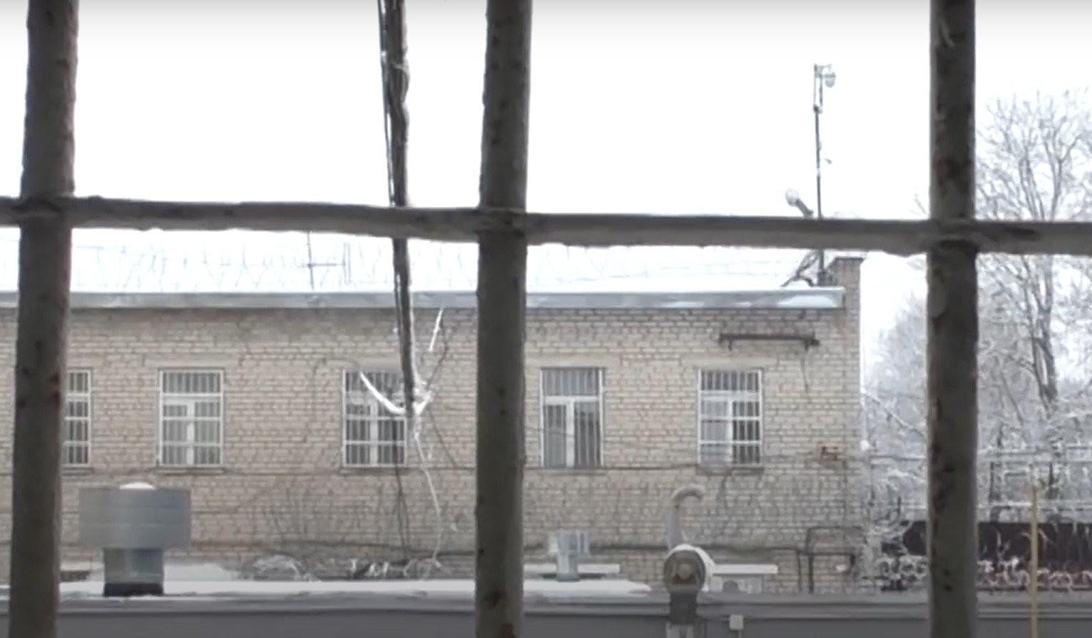 "Landscape" from the window of one of the cells of Vyazemsky Detention Center No. 2. Screenshot from a video by the Vyazemsky Information Center, prepared for the 85th anniversary of the detention center in 2020.