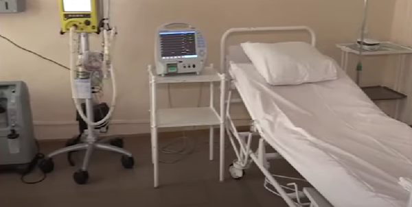 Screenshot 2023-06-23 The occupiers installed additional beds in hospitals. Screenshot from a Donbas News video