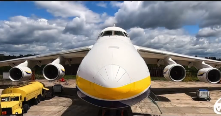 Як виглядає модернізований Ан-124 «Руслан», який перегнали до Німеччини (ВІДЕО)