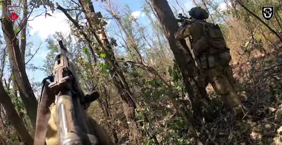 Скриншот з відео