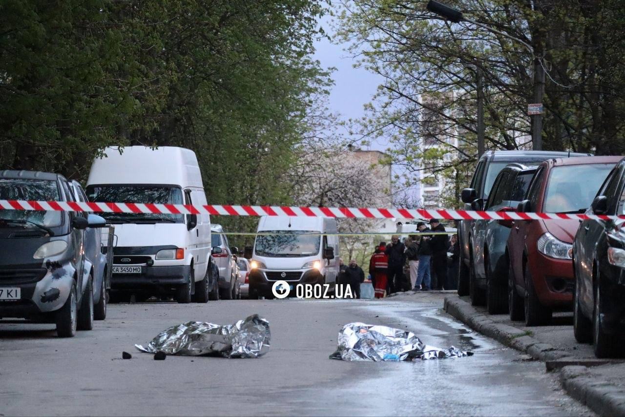 Тіла загиблих на Деміївській