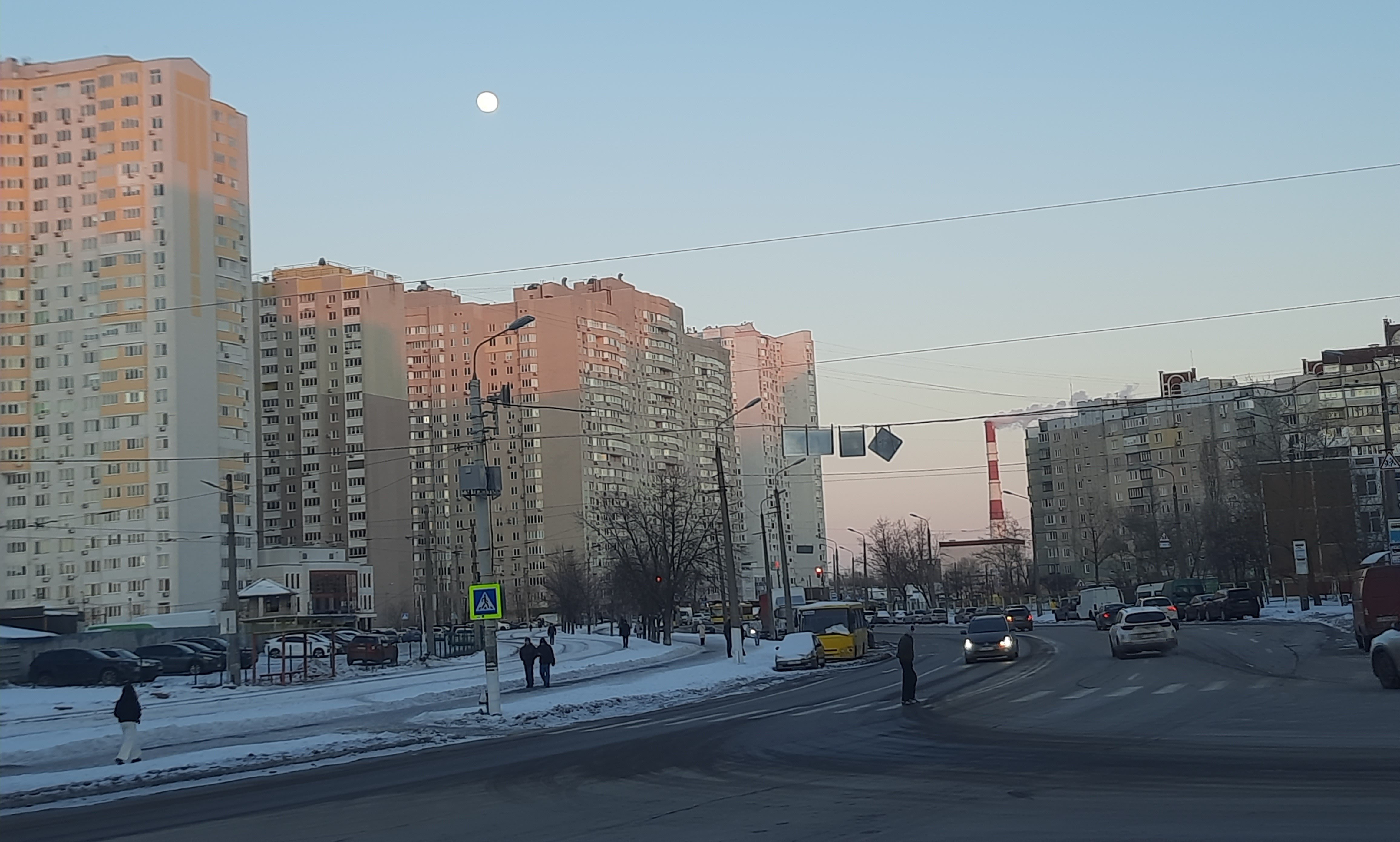 Типова Троєщина — спальний район у Деснянському районі Києва на Лівому березі