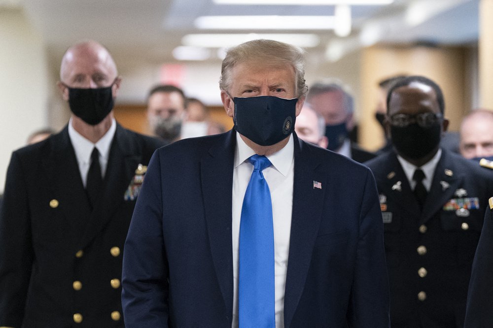 Trump_mask_coronavirus_covid.jpg