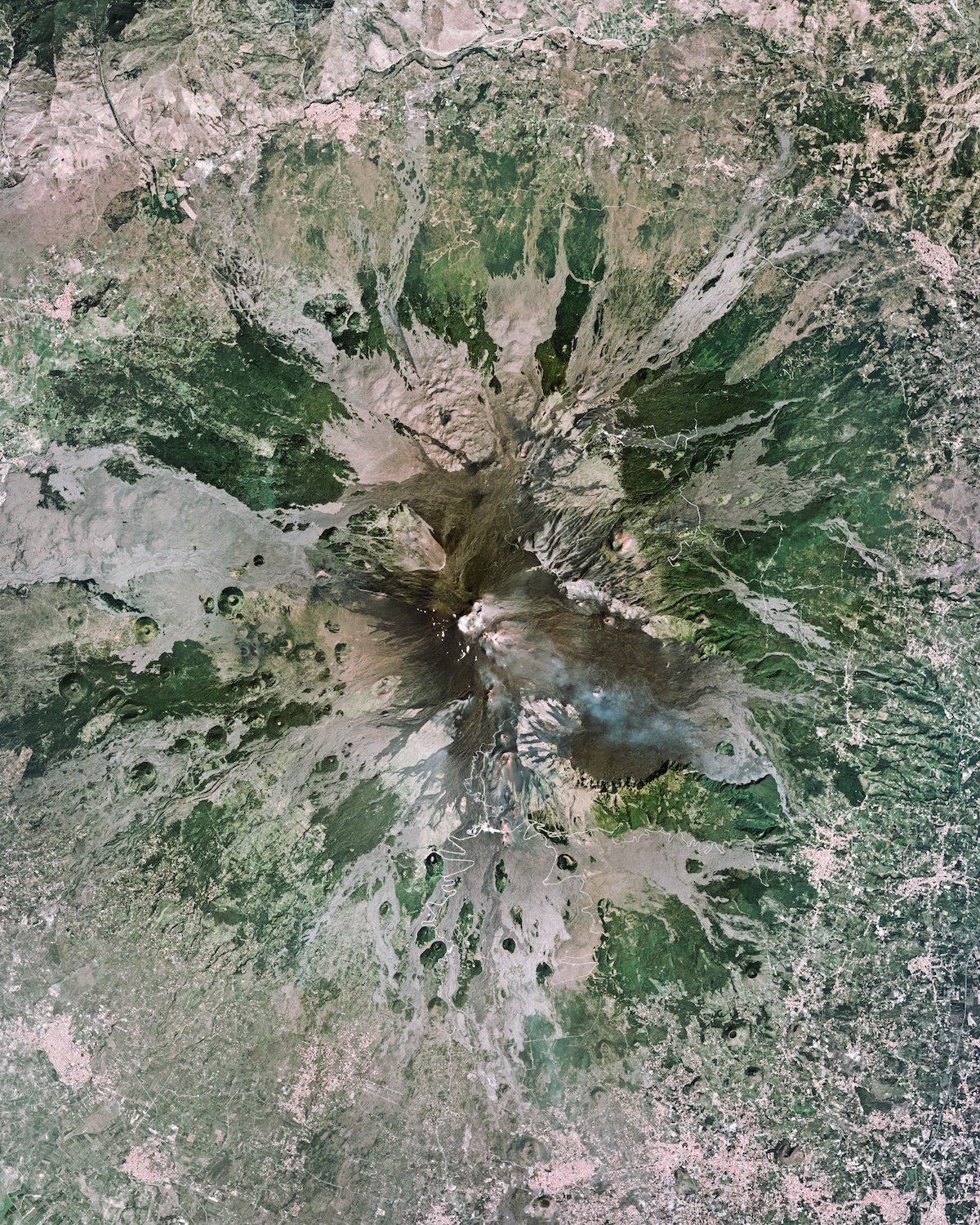 Вулкан Етна. Фото:  Planet Labs