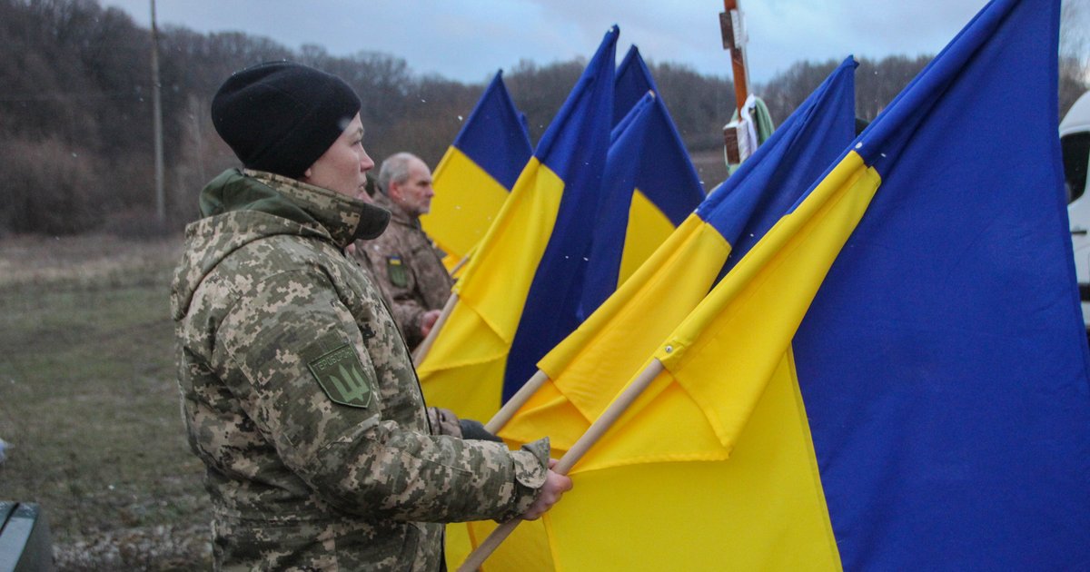 «Я думаю, він би не стрельнув». Диканька попрощалася з убитим працівником ТЦК