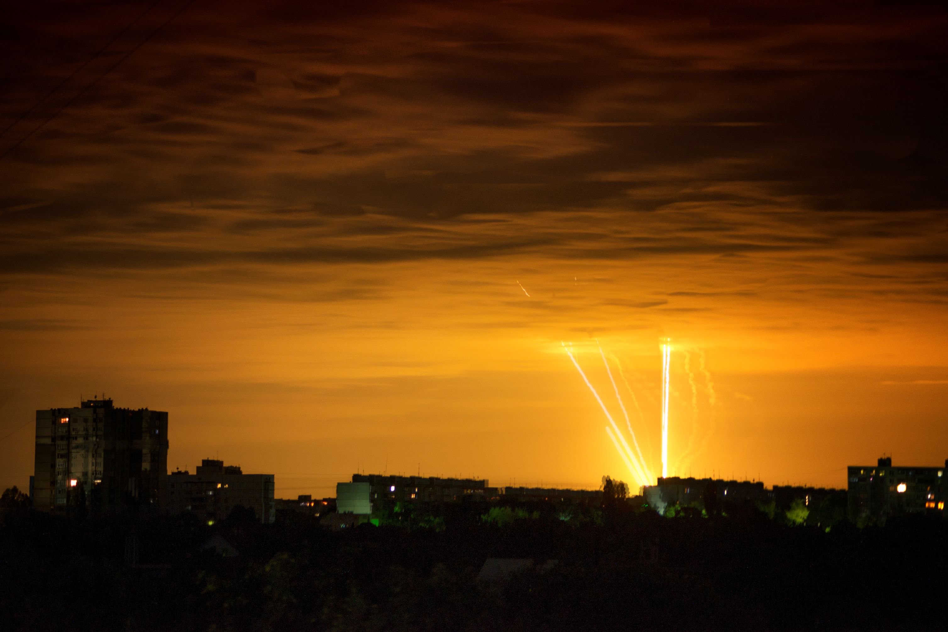 17 June, 22:04. Traces of rockets launched from Belgorod