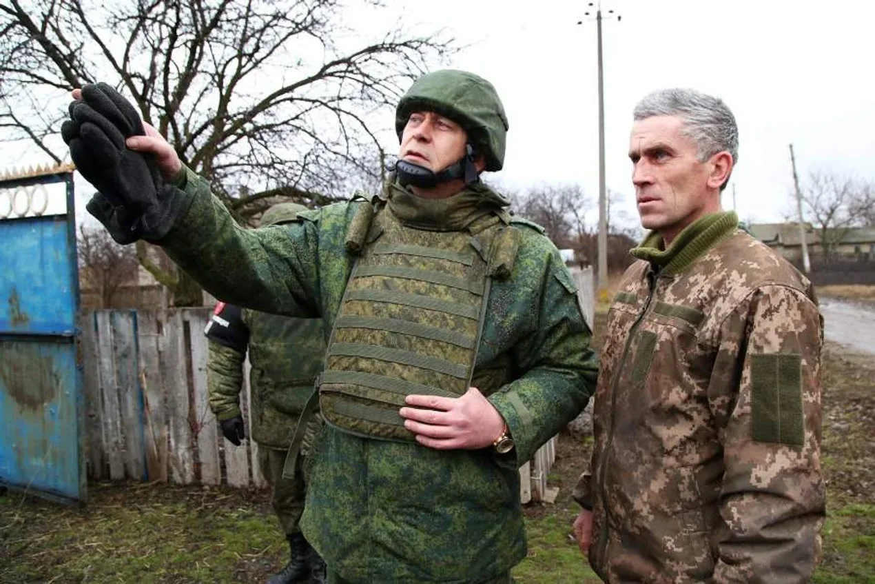 За даними слідства, Тараненко направився до позицій незаконних збройних формувань «добровільно та з власної ініціативи». Фото видання «Известия»