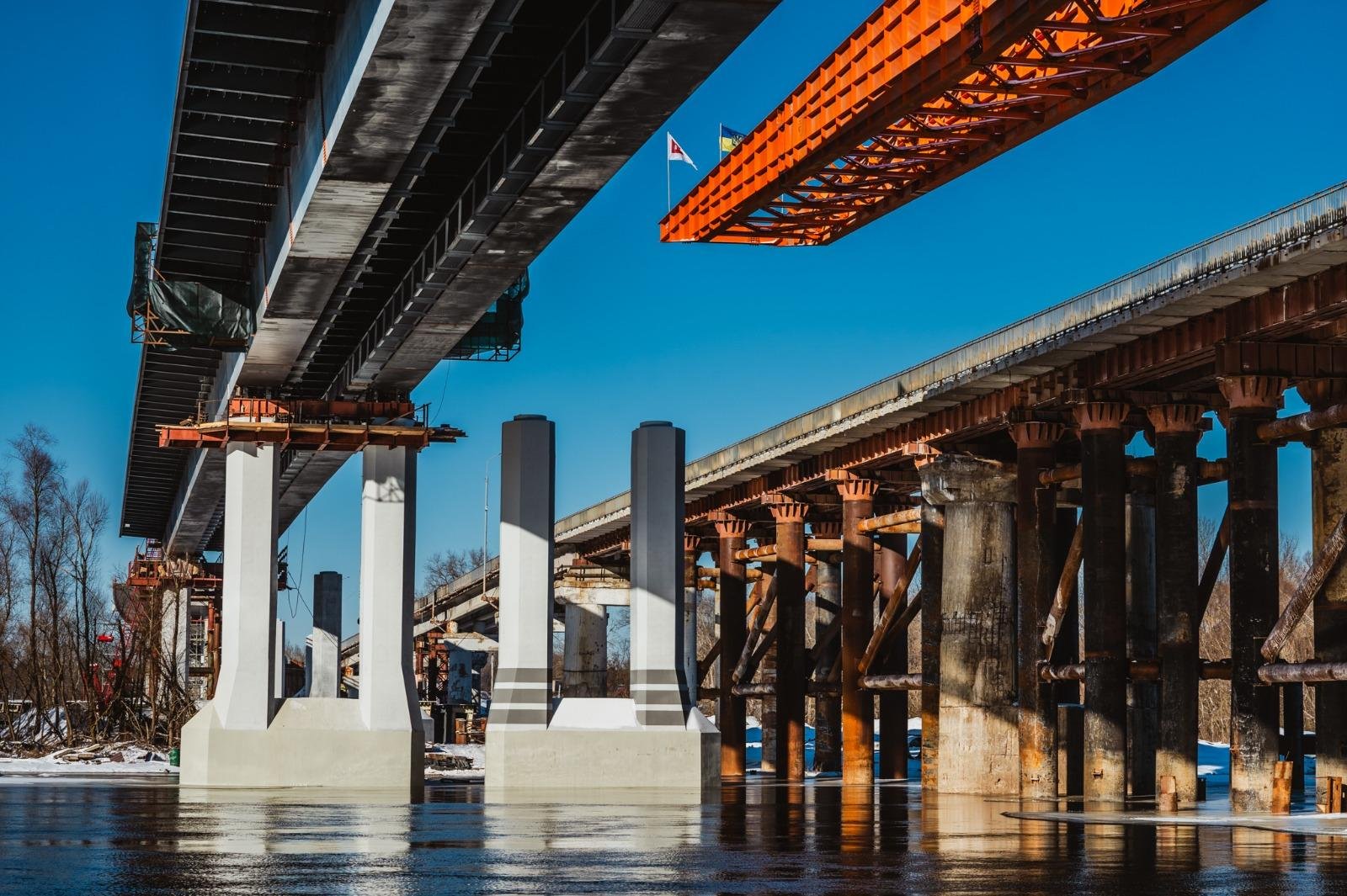 Будівництво нового мосту в Чернігові