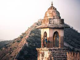 Вежа форту Амер у місті Джайпур, Індія