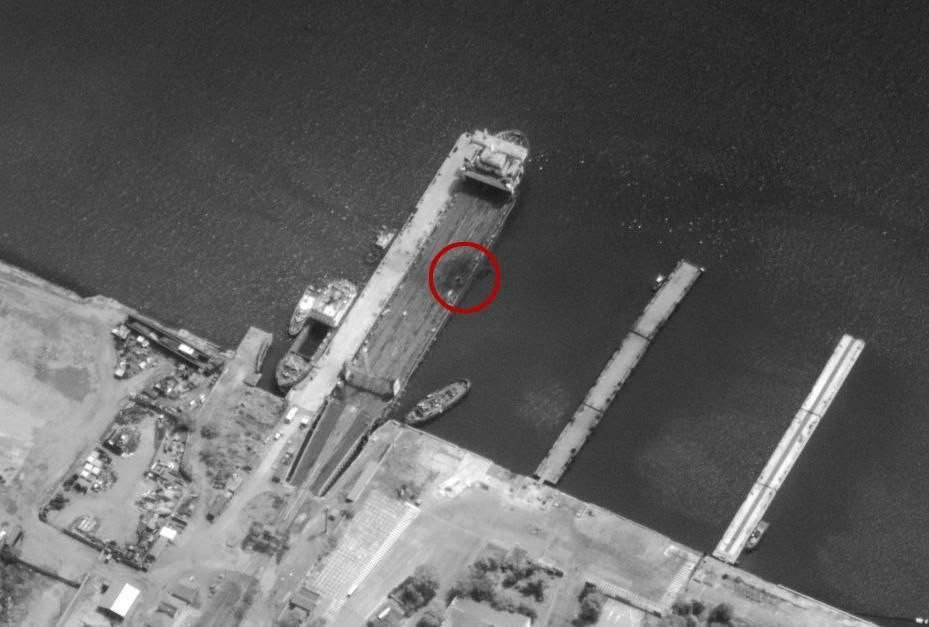 Супутниковий знімок ураженого 30 травня порома. Джерело: Генштаб ЗСУ