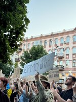 Попередній перегляд Мітинг проти ліквідації НАБУ та САП у Києві. Фото: Texty.org.ua