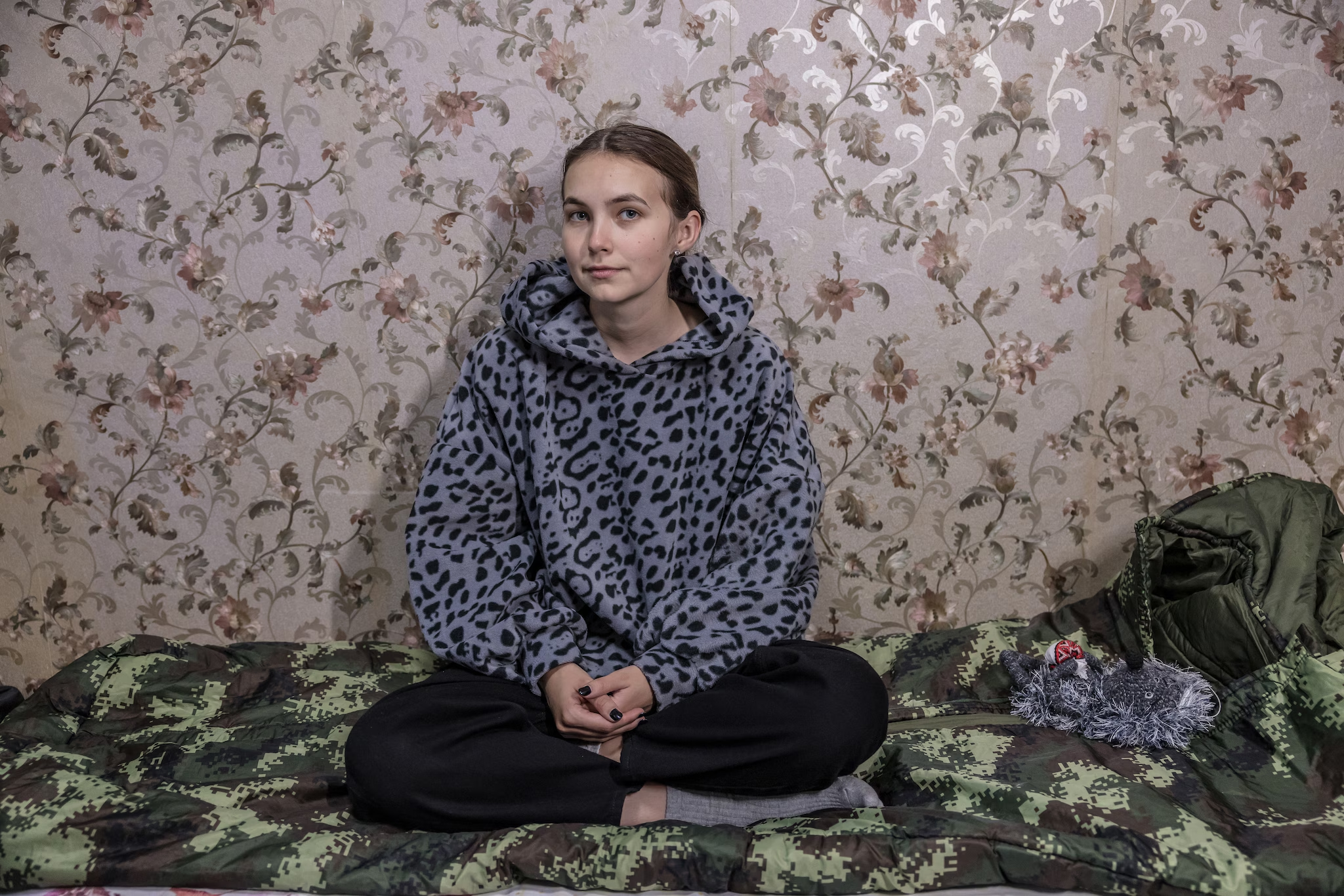 Тетяна на своєму ліжку