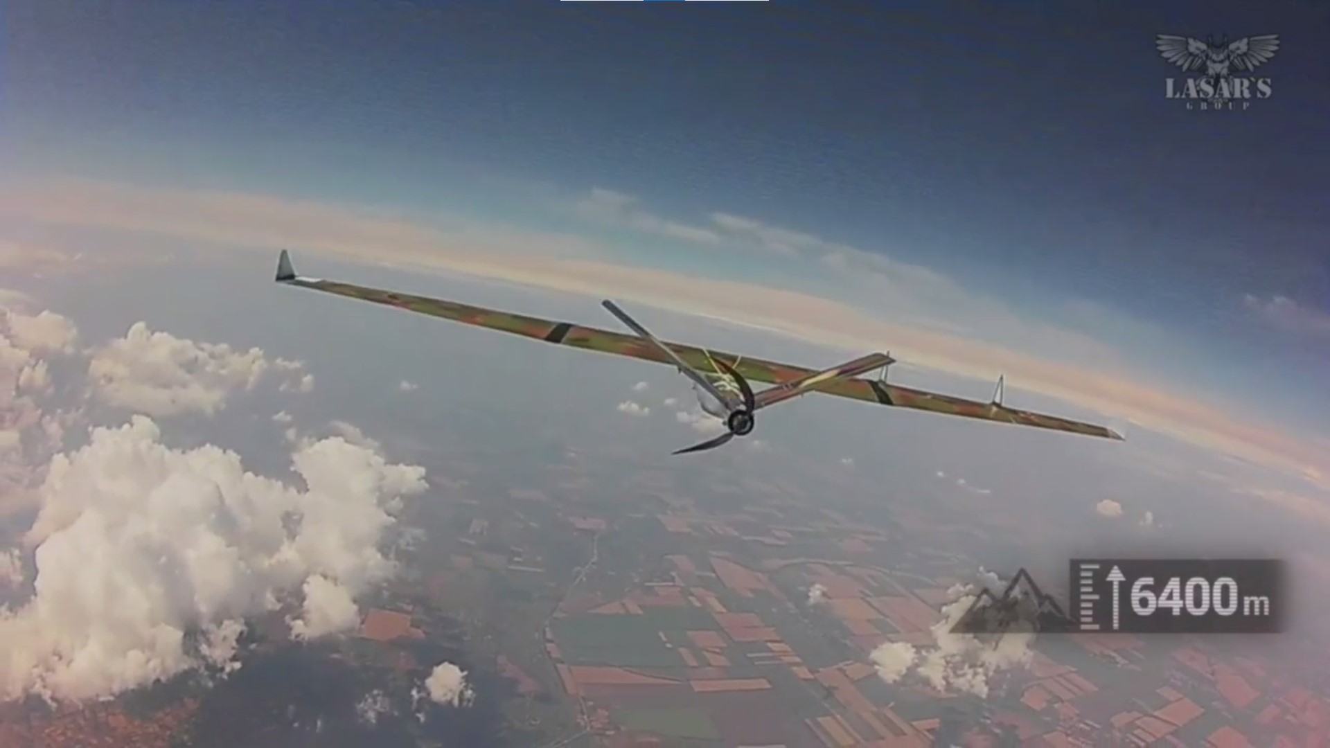 Скриншот з відео
