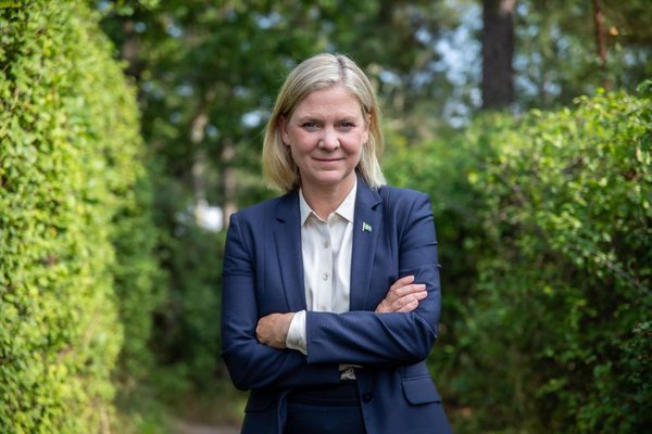 Перша жінка-прем'єрка Швеції подала у відставку через кілька годин після призначення