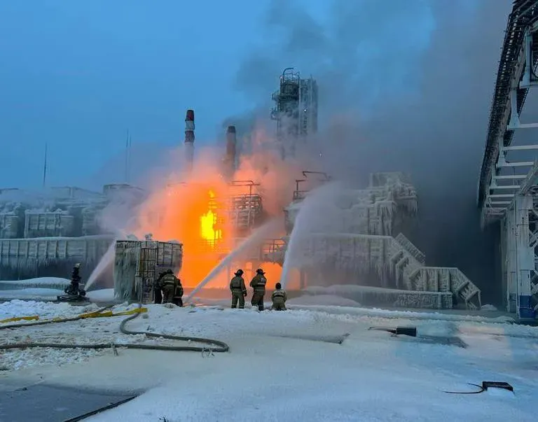 Пожежа в російській газовій компанії «Новатек» у Ленінградській області Росії