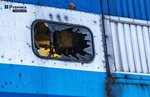 Попередній перегляд Наслідки влучання російського дрона в поїзд, яким їхав журналіст Texty.org.ua. Фото: Рубрика / Микола Тимченко