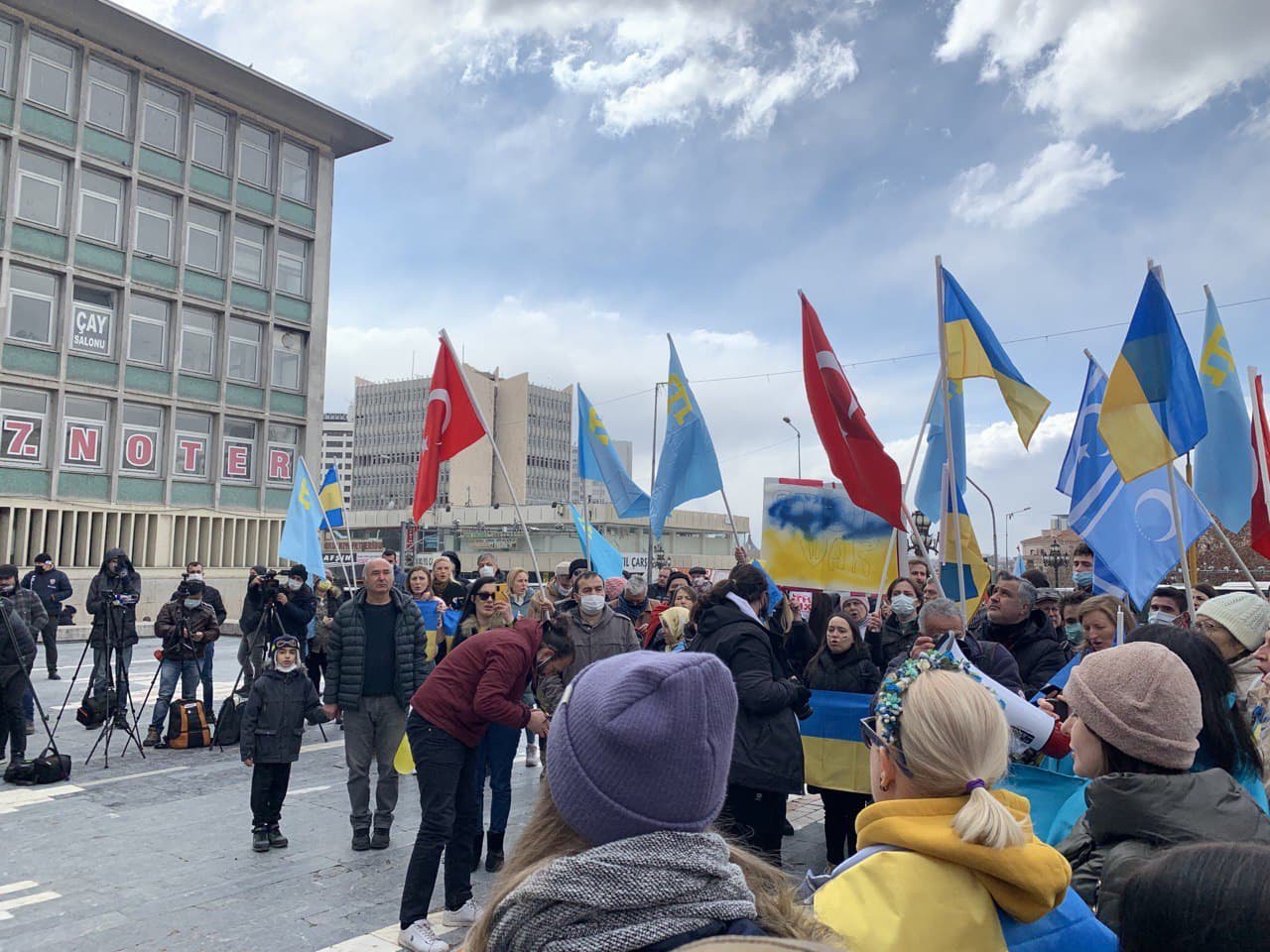 Український мітинг в Анкарі, 12 березня 2022 року.
