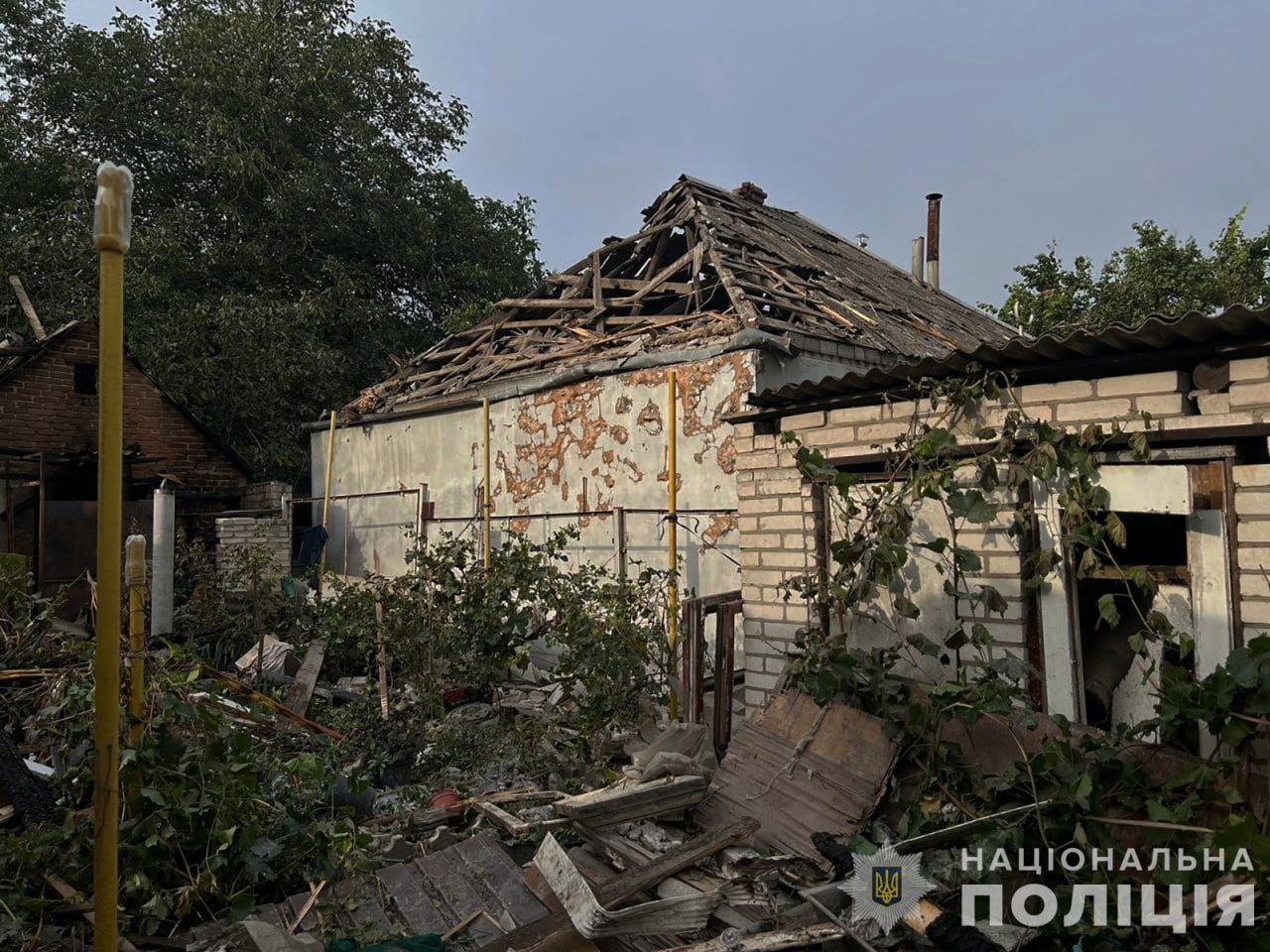 Наслідки російського ракетного удару у Запорізькій області. Фото: МНС України