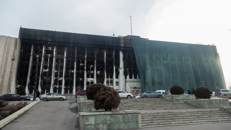 Акимат Алматы после пожара. Фото: Tengrinews.kz/Алихан Сариев