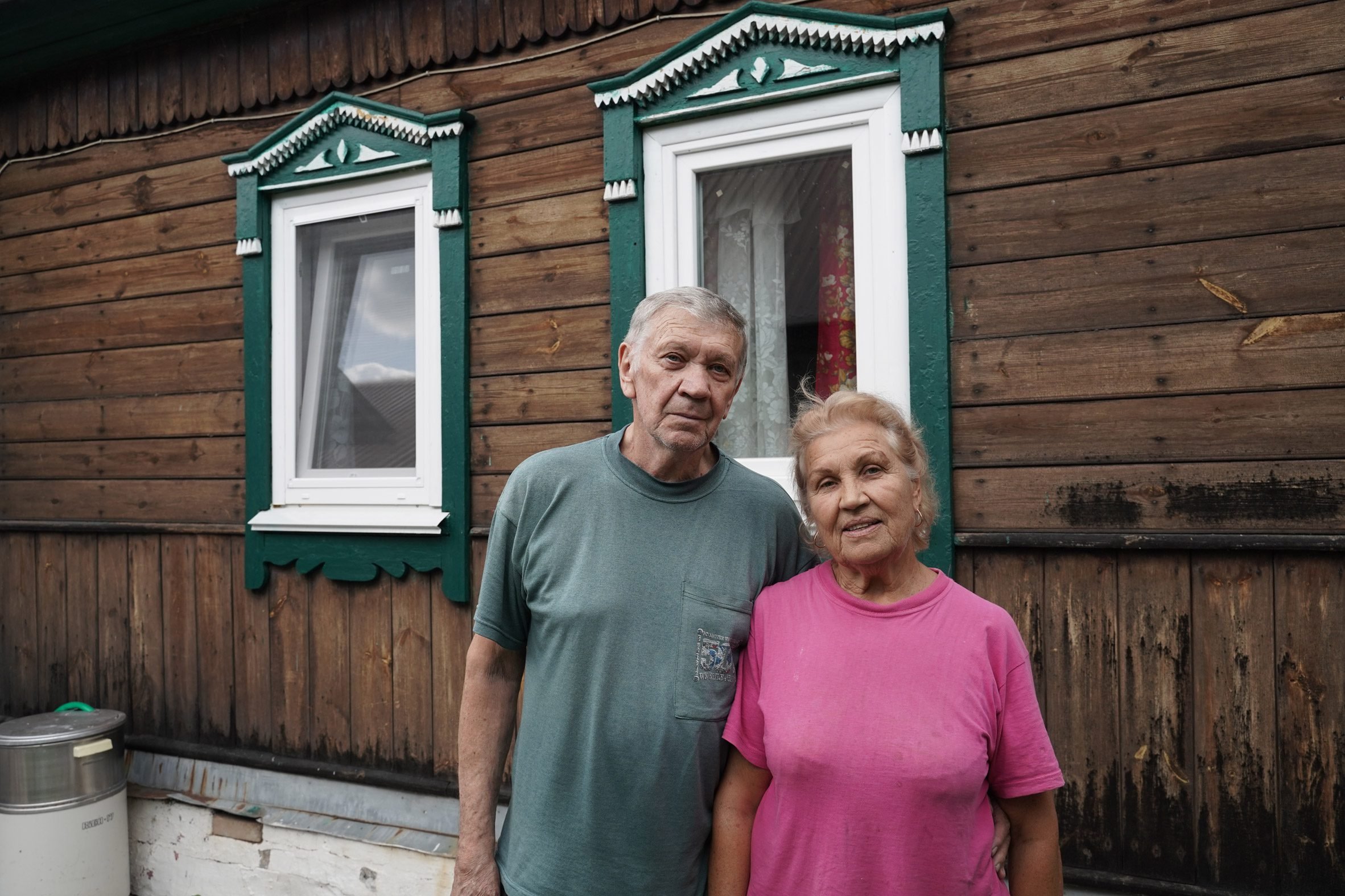 richard-evans-unhcr-housing-ukraine-war_dezeen_2364_col_2