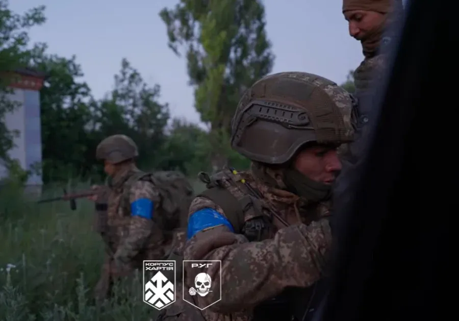 Скриншот з відео